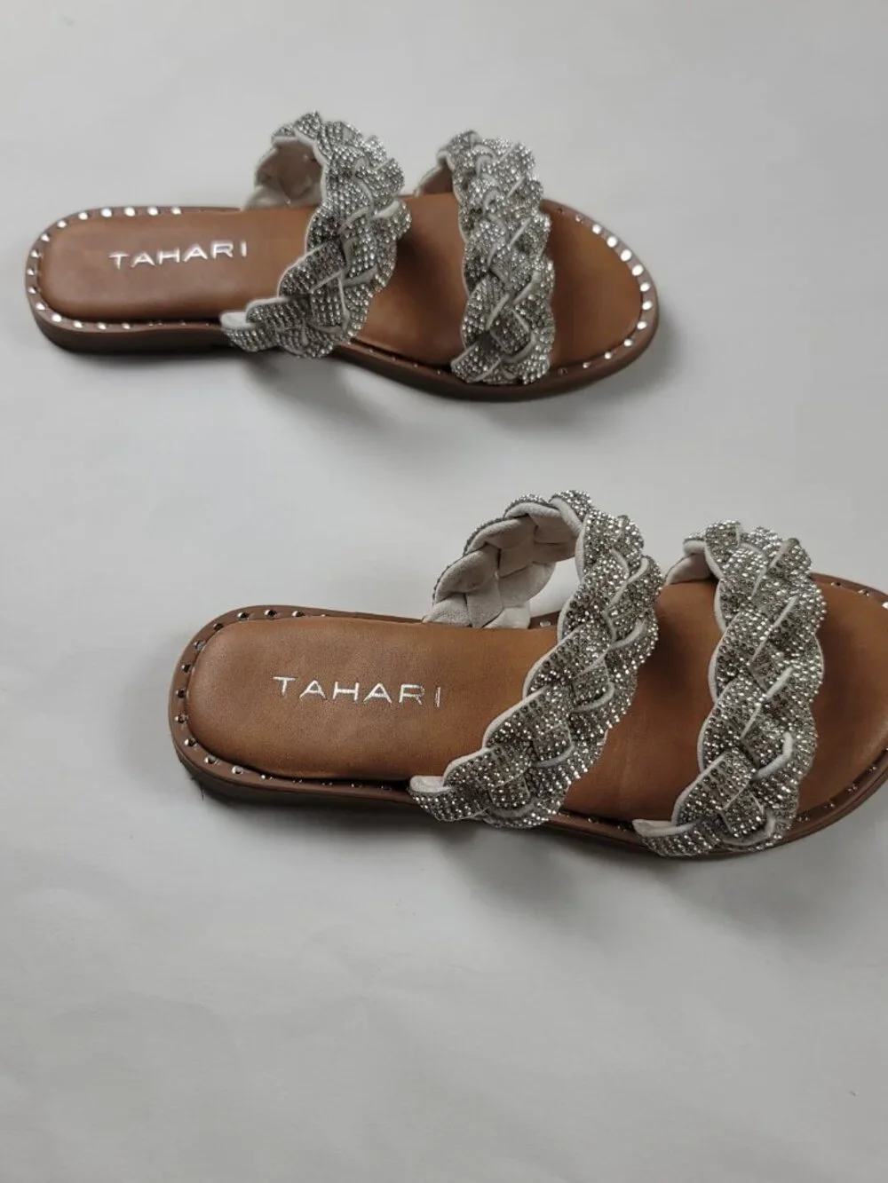 Tahari Rhinestone Braided Slide Sandals Girls Size 2 Tan Sparkly Dress Sandals